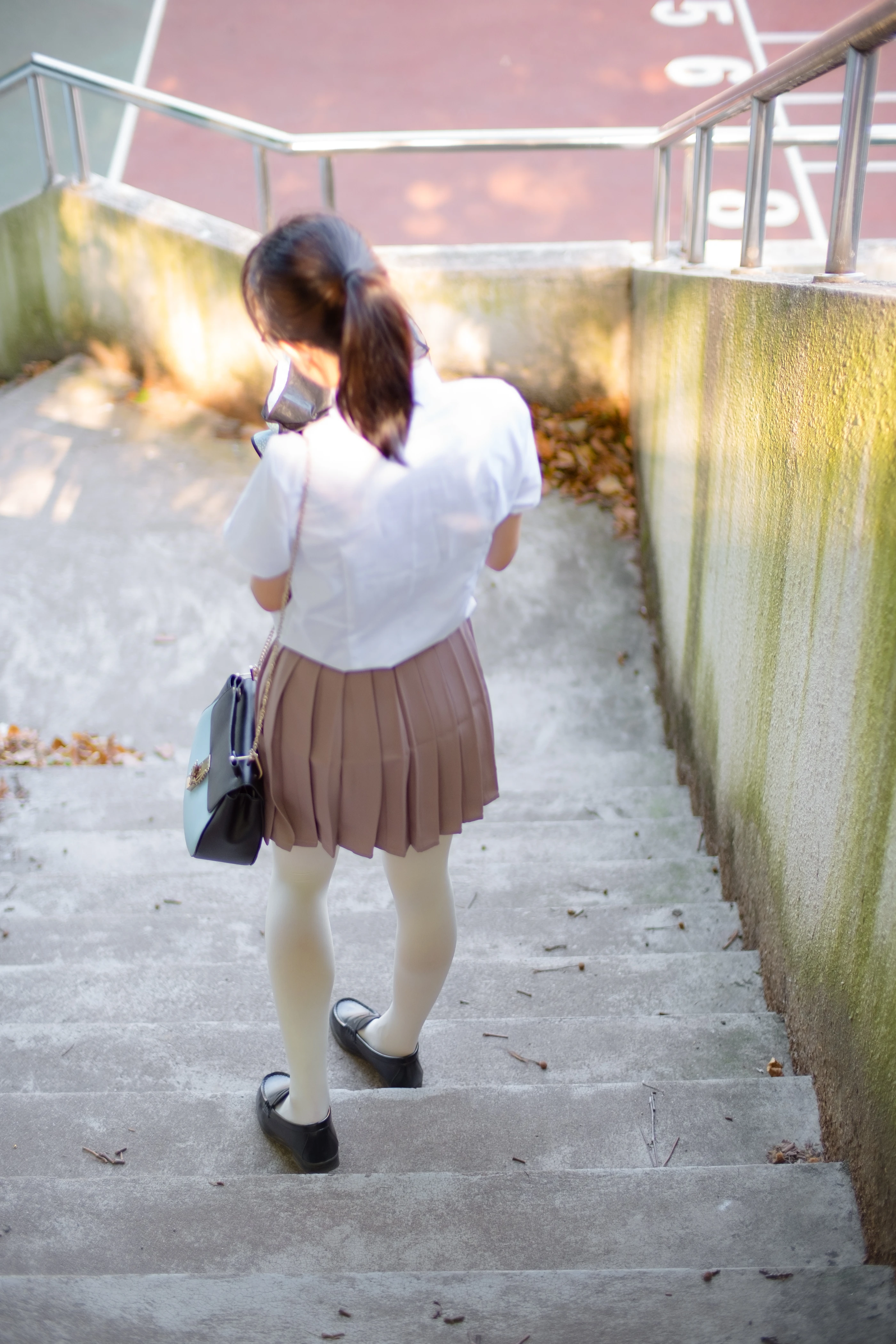 森萝财团 R15-030 [67P]插图4